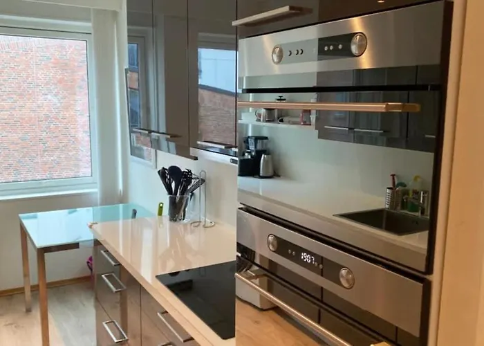 Dinbnb L 700m To Aquarium I 6th Floor And Elevator - Value For The Money